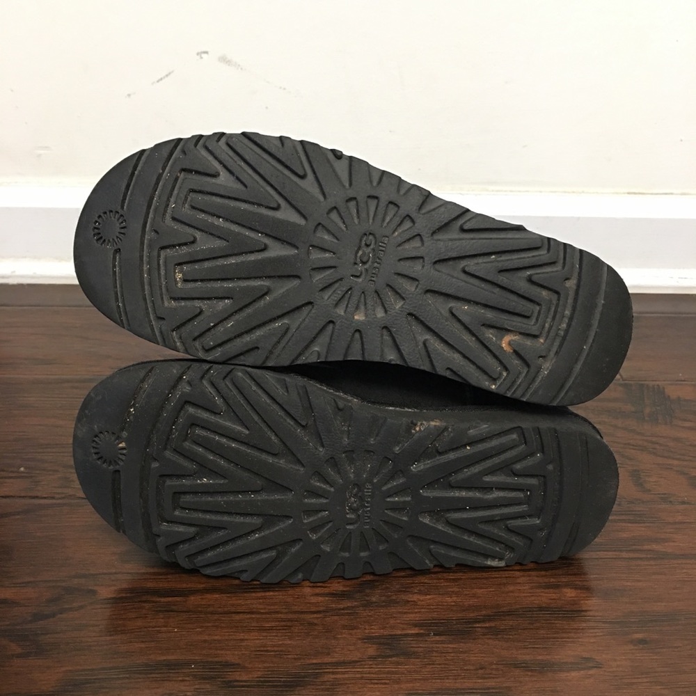 Ugg Mini Bailey Buttoni Boot - image 8